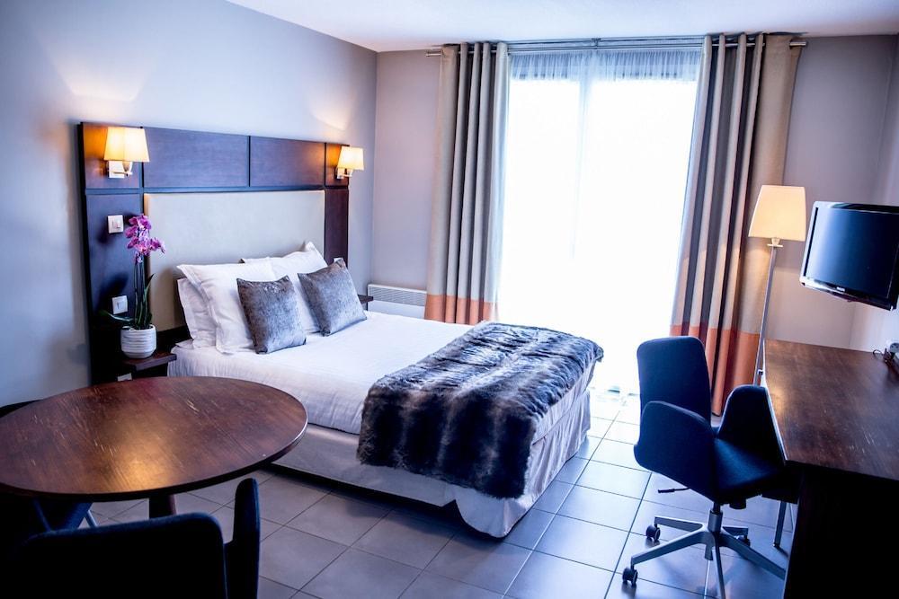 Hotel Residence Les Pins Galants Tournefeuille Bagian luar foto