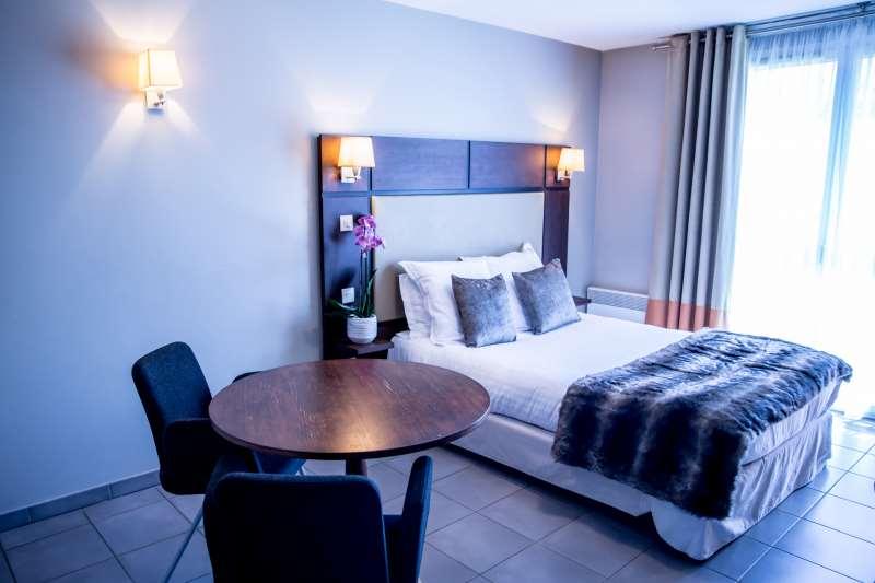 Hotel Residence Les Pins Galants Tournefeuille Ruang foto