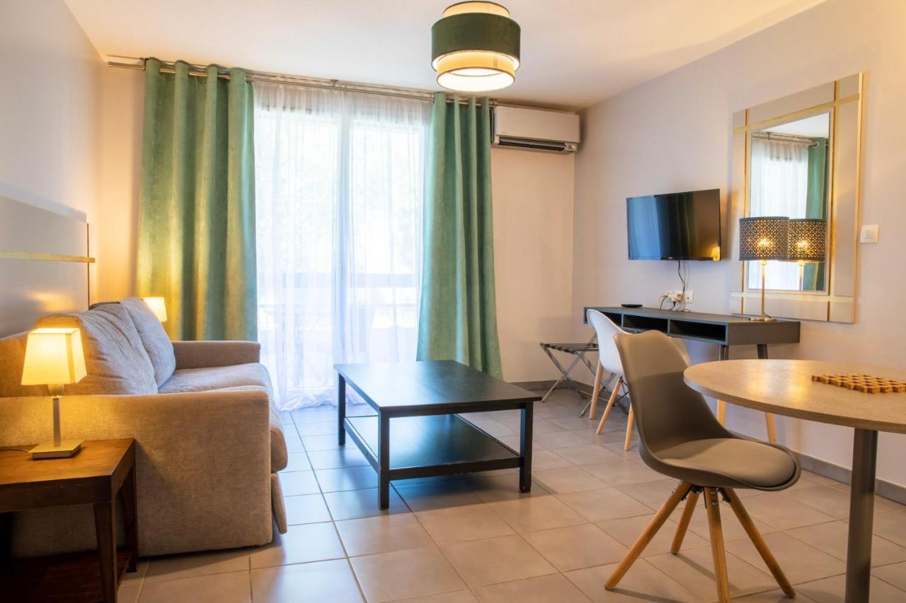 Hotel Residence Les Pins Galants Tournefeuille Bagian luar foto